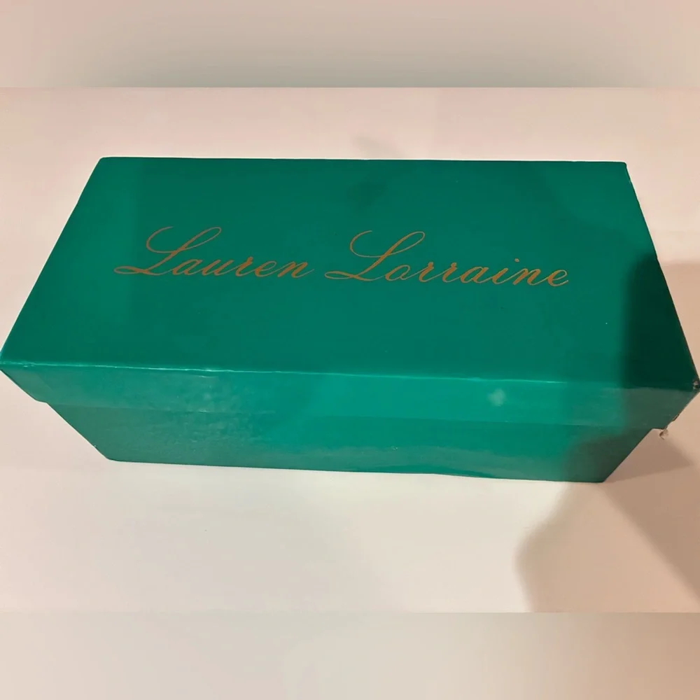Lauren Lorraine these stylish